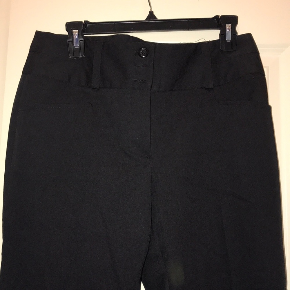 Capris - Picture 2 of 8